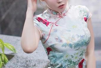 秀人网 – 私房黄可Christine：运动时刻，原图中的无声呐喊。
