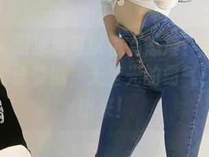 微密圈 – 游泳也可以很有态度！粉色的猪陈佩奇的泳装照，无圣光的霸气！图片甩出来！