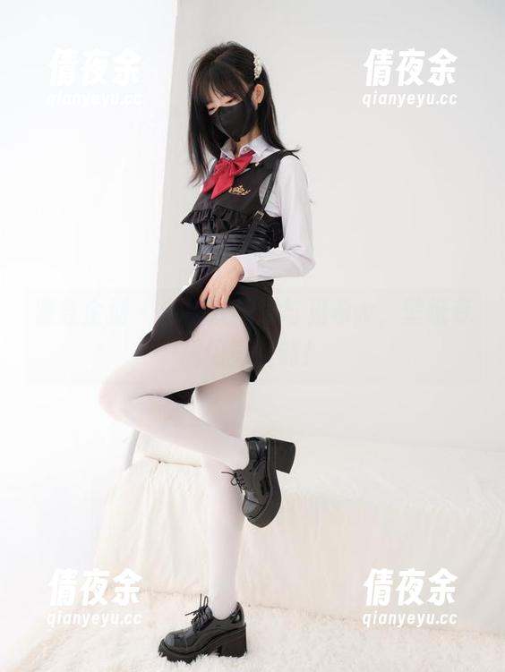 紧急企划 - 白丝双马尾与见希w，壁纸专属闪亮时刻！