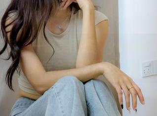 绮梦摄影 – 一部美图集，yuuu的自拍让人完全无法拒绝！