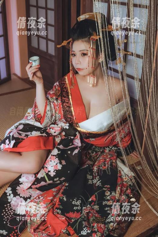 自闭颜球球的棉袜大片，最新力作等你来探索！