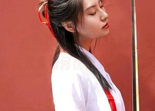 蜜桃社 – 套图分享：缇娜美Tinami以御姐姿态教你如何优雅又不失霸气。