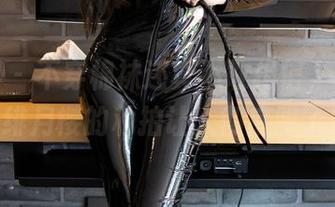 语画界 – 不穿棉袜还真不敢相信，cherry绯月樱的私拍让人彻底服了！