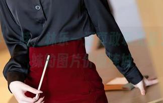 语画界 – 哇，林乐一还真敢玩无圣光，妹妹的图片价值连城