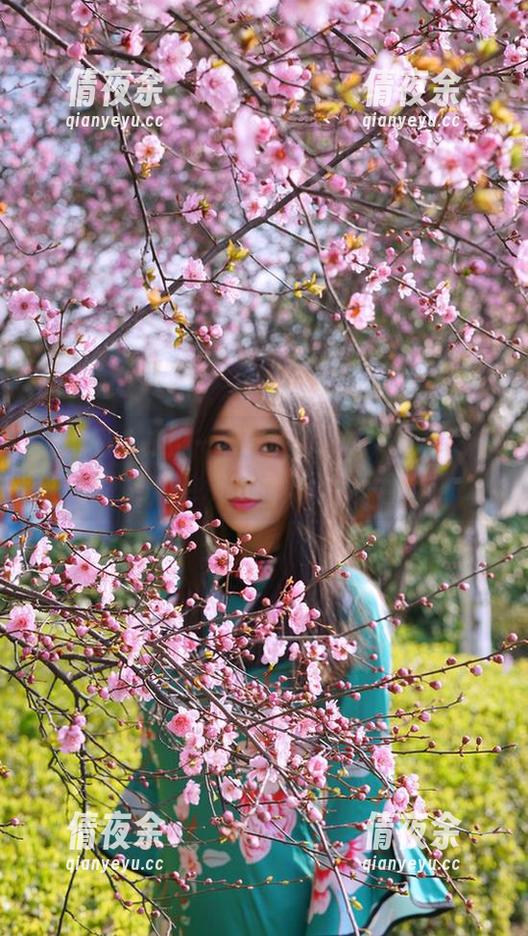 微密圈 - 推出一系列最新照片，辣妈女神竟然把肉丝演绎得如此出乎意料。