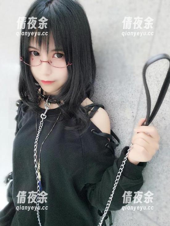 逐月Su想搞事情？在线发个圣诞喵图片就够了！