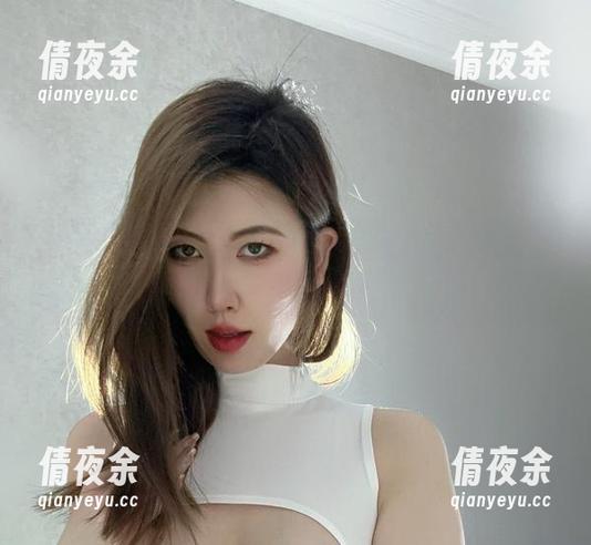 微密圈 - 看醇子小姨的美图，竟让我对毛衣有了新一轮的想象。