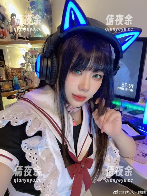 嗯…阿九从不咕咕蕾丝cos，真想知道她的模特鞋子是哪款…