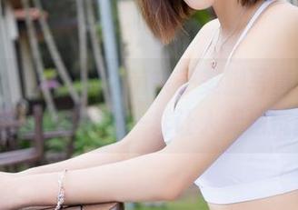 魅妍社 – 一秒迷上萌奈子美脚写真，资源好到跟深夜小吃一样让人无法抗拒！