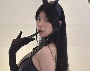 微密圈 – 鱼神鱼的粉色花裙合集更新中，撩得我差点误入奇幻世界。
